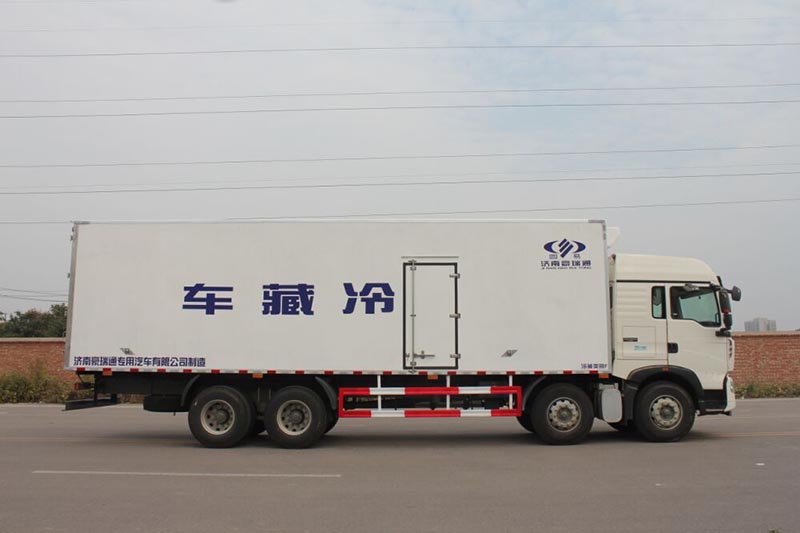 中型冷藏车