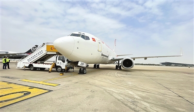 天津货运航空开通天津至郑州货运航线