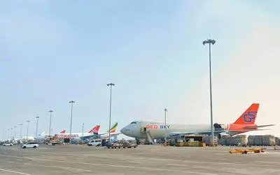 郑州新郑机场物流枢纽货运航班通全球