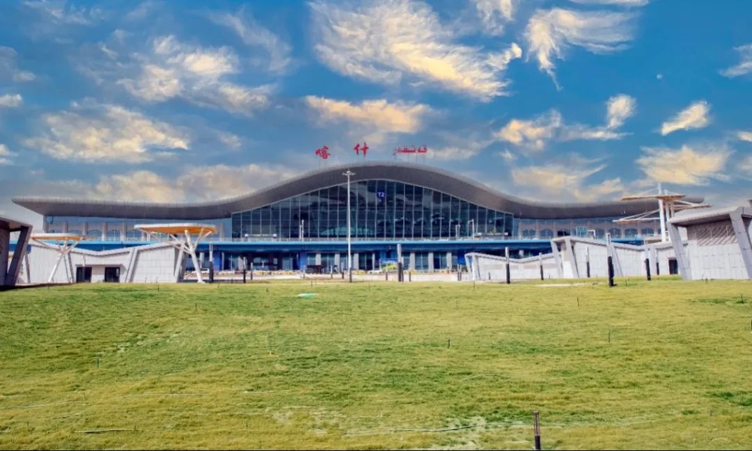 喀什徕宁国际机场织密航线网络为物流产业发展助力