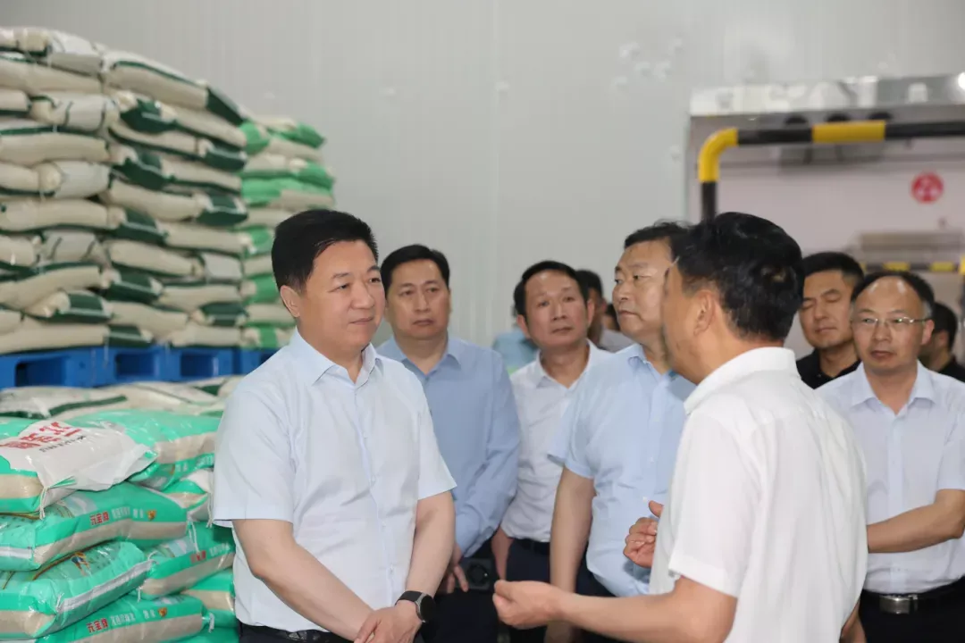 盐城市海兴集团董事长董毅率队调研冷链项目