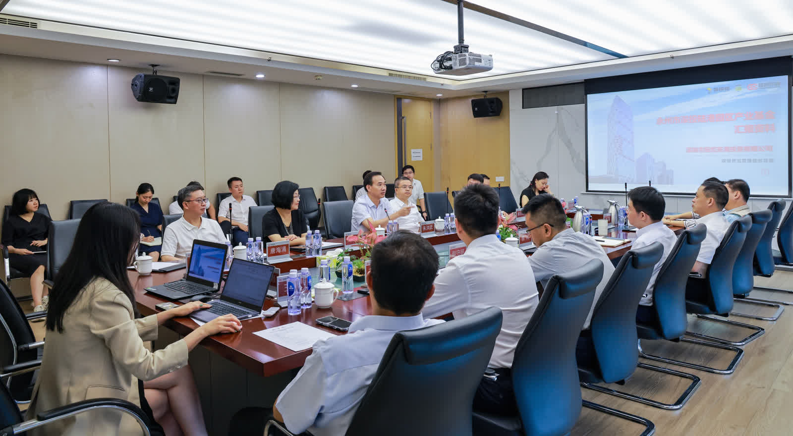 朱洪武在深圳出席永州市粤港澳地区冷链车返程载货发车仪式并参观考察企业