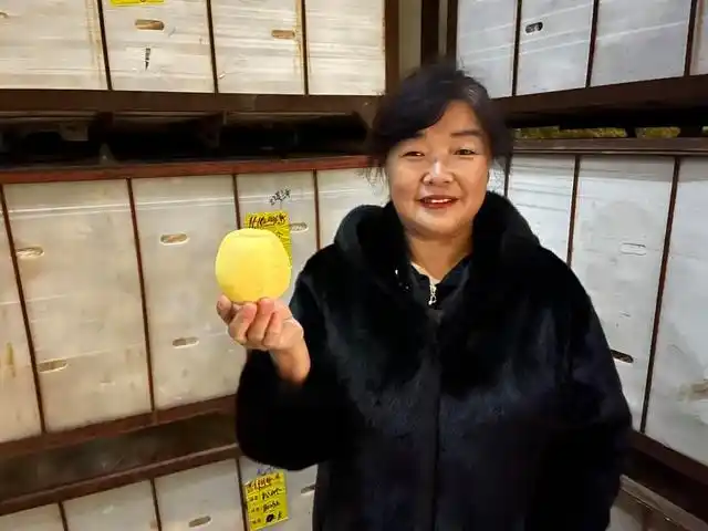 水果女王的秘密:冷库1000吨库存,只为春节市场的闪耀